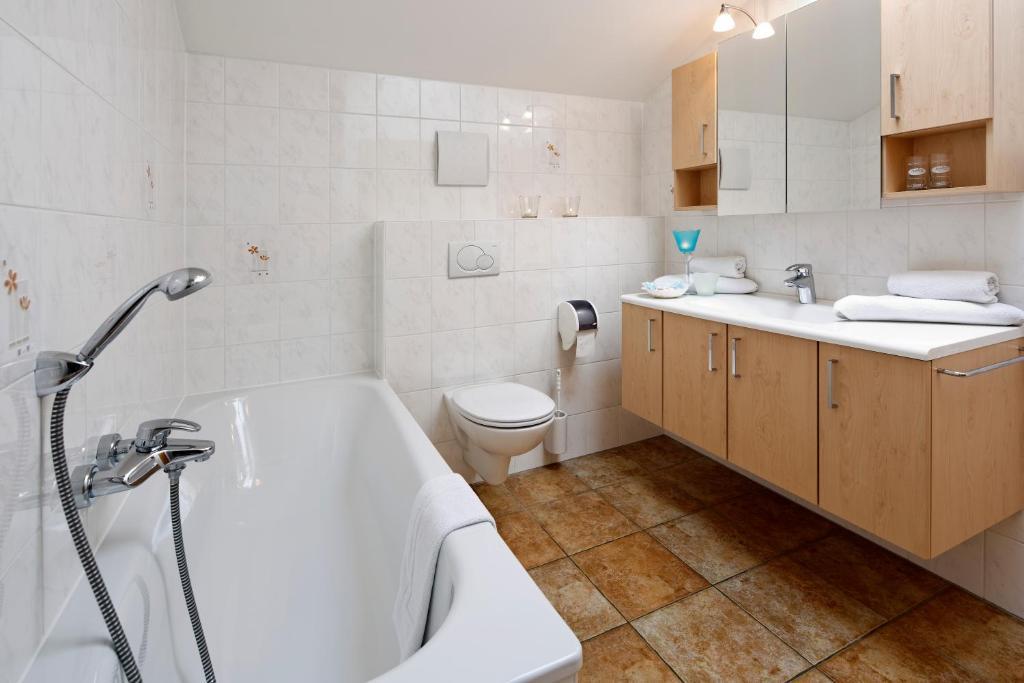 Appartment Kinigadner 페르티사우 외부 사진